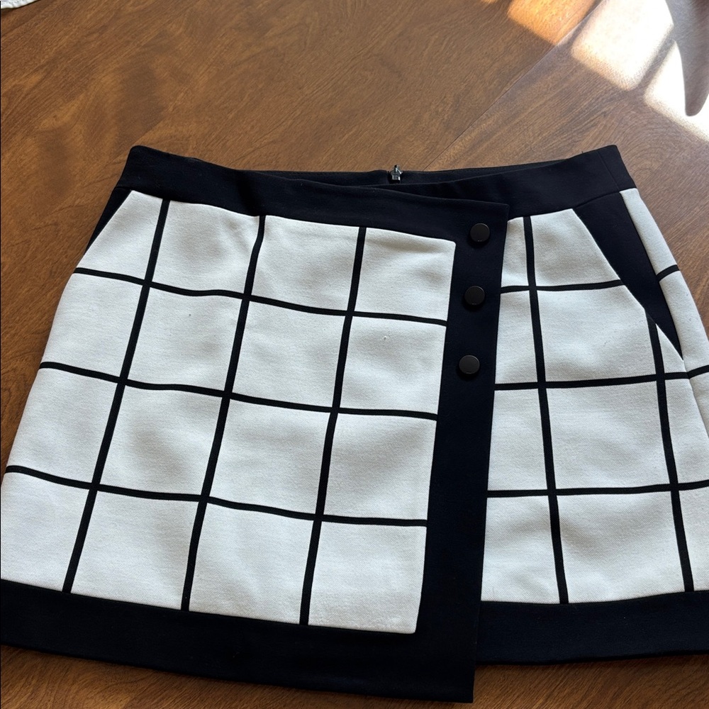 Karen Millen Black and White Skirt